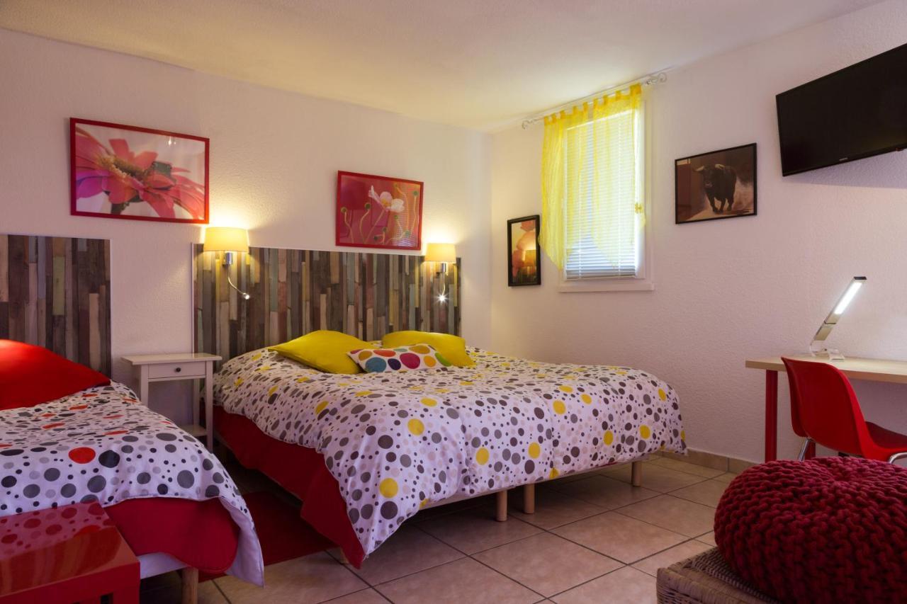 Logis Hotel Corintel Bordeaux Est Tresses Екстер'єр фото